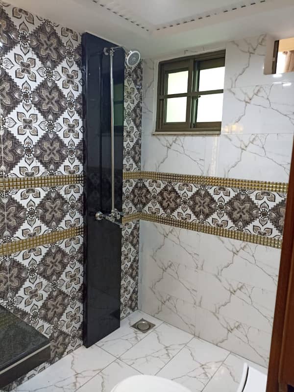 Brand New 5 Marla Double Story House For Sale in Bahria Town Lahore 8