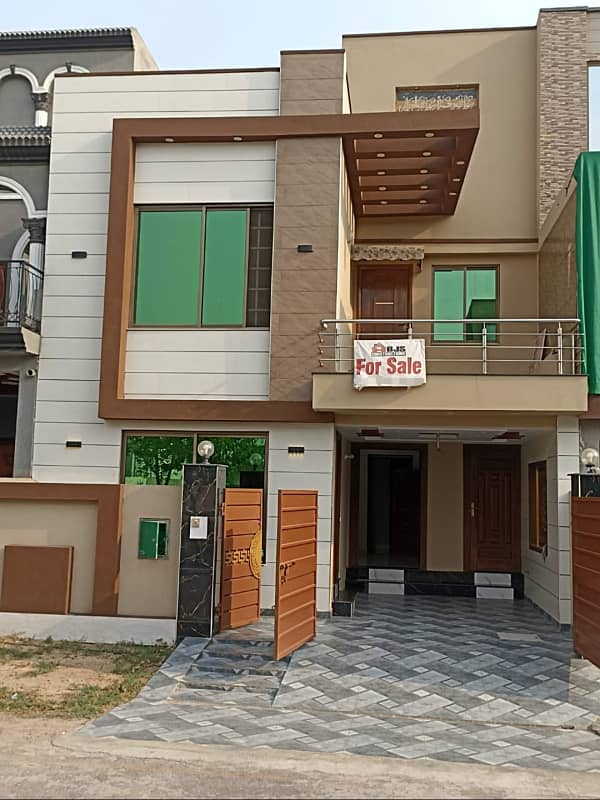 Brand New 5 Marla Double Story House For Sale in Bahria Town Lahore 15