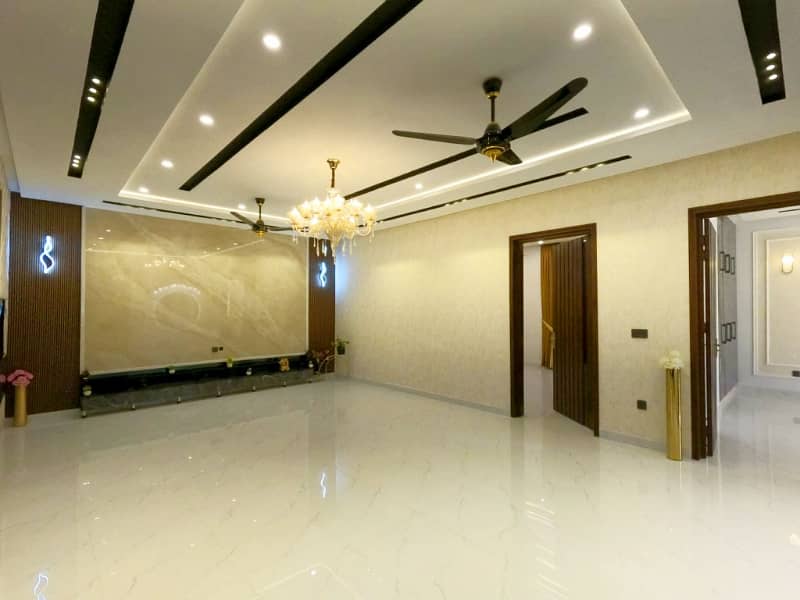 REAL PRICE 13.5 MARLA | LUXURY MODERN DESIGN | HOUSE FOR SALE | NEAR GRAND JAMIA MASJID 9