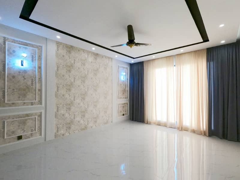 REAL PRICE 13.5 MARLA | LUXURY MODERN DESIGN | HOUSE FOR SALE | NEAR GRAND JAMIA MASJID 36