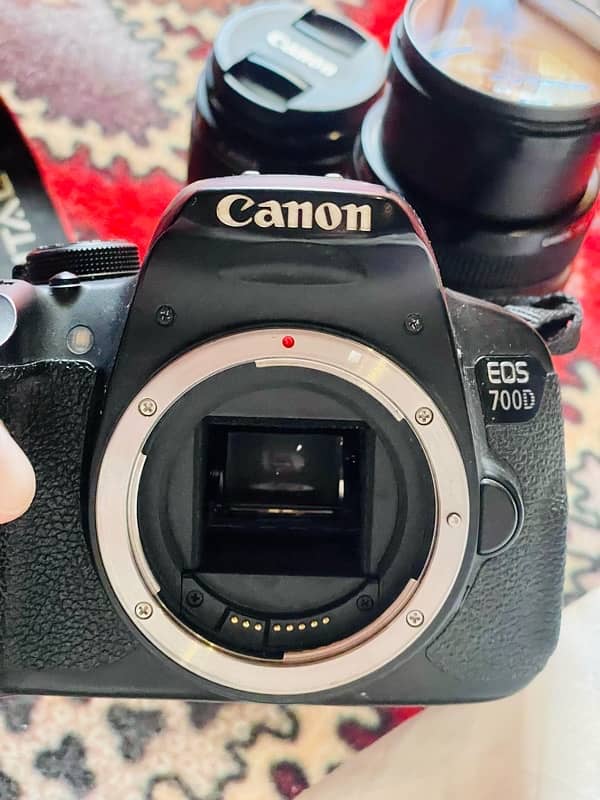 Canon 700D With Touch Screen 1