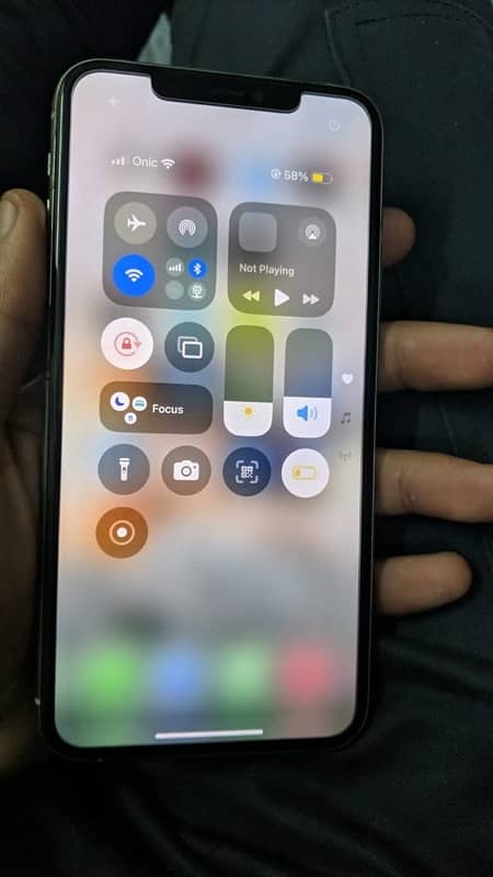 iphone 11 pro max (factory unlock 256gb) 1