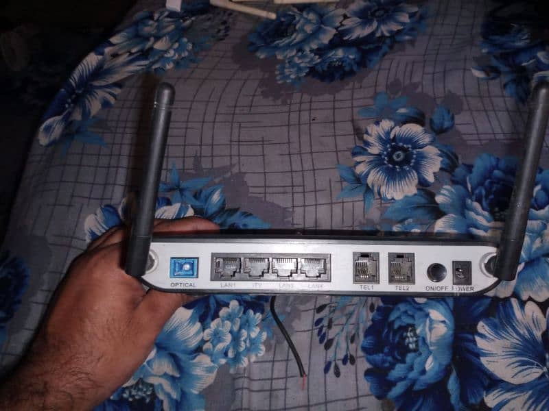 HUAWEI HG8245 EPON FIBER ROUTER FOR SELL 1