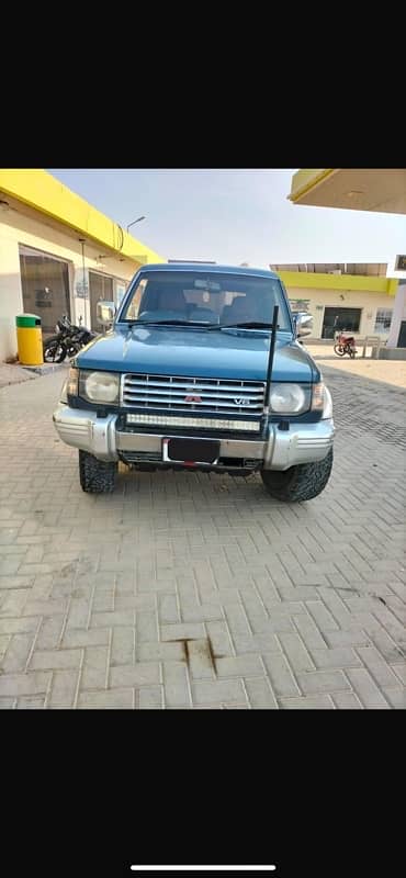 Mitsubishi Pajero 1993 0