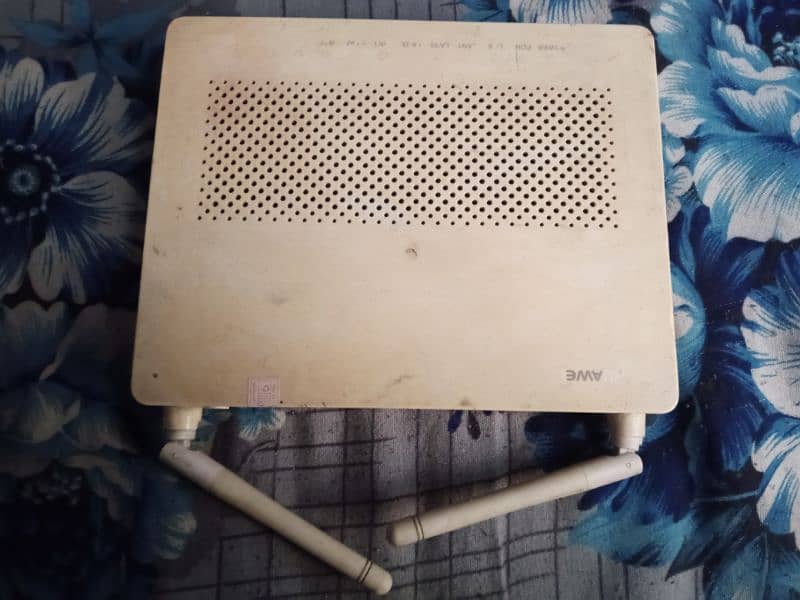 HUAWEI ECHOLIFE 8345R EPON/GPON FIBER ROUTER FOR SELL 0