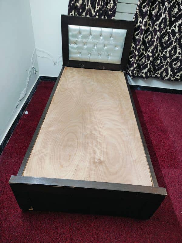 Single wooden bed with 6 inches sick Master molty foam 13