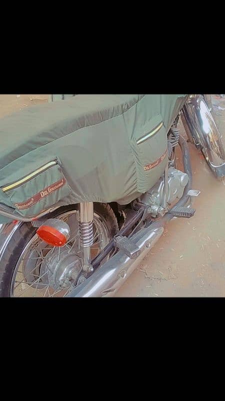 Honda 125 karachi namder 3