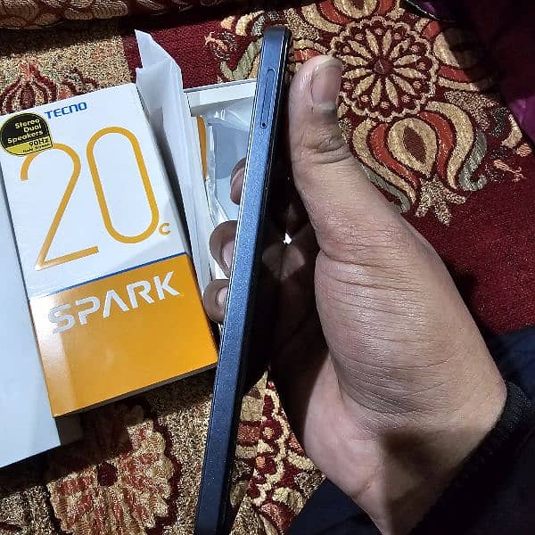 tecno spark 20c complete box all accessroies 3