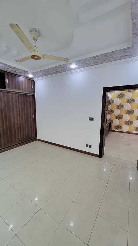 10 Marla basement house 5 bedroom phase 4 bahria town Rawalpindi 13