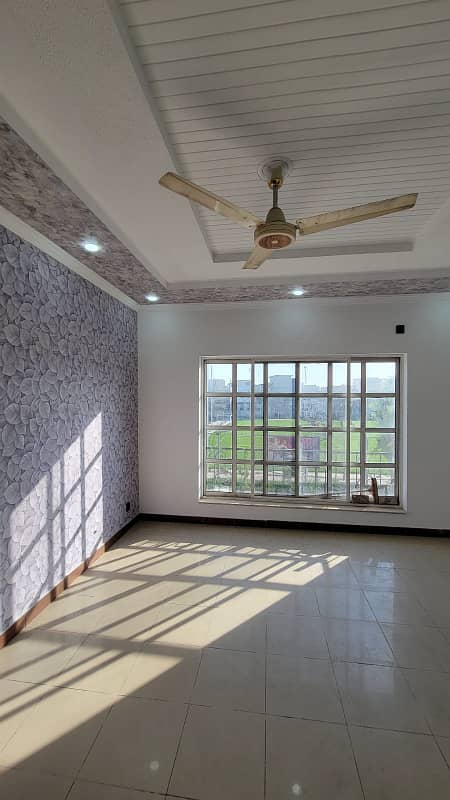 10 Marla basement house 5 bedroom phase 4 bahria town Rawalpindi 17