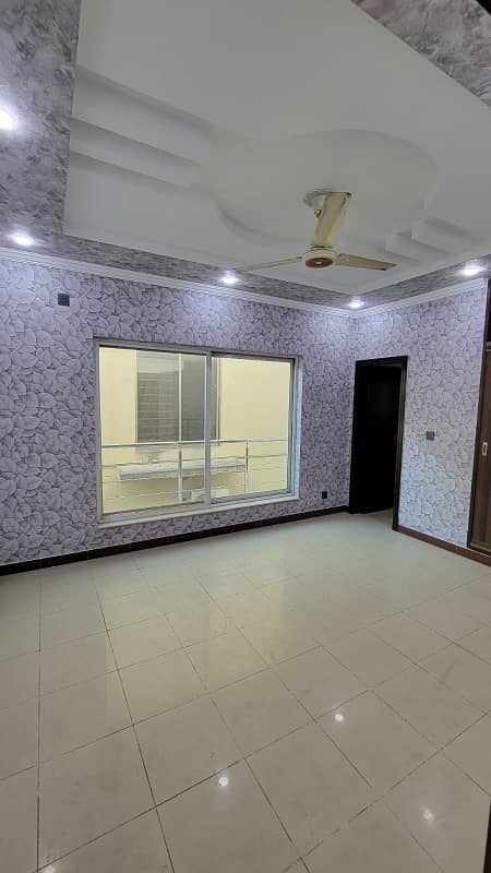 10 Marla basement house 5 bedroom phase 4 bahria town Rawalpindi 19