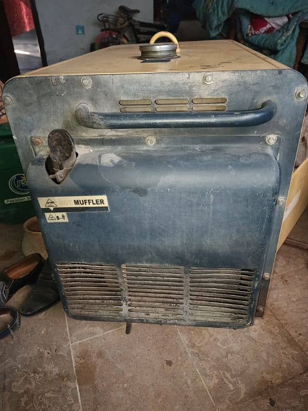 Generator for sale Gor Commercials Use 4