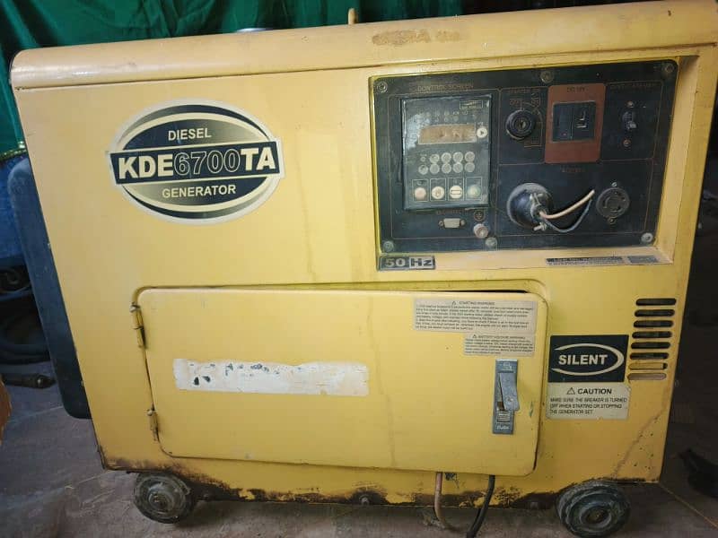 Generator for sale Gor Commercials Use 8