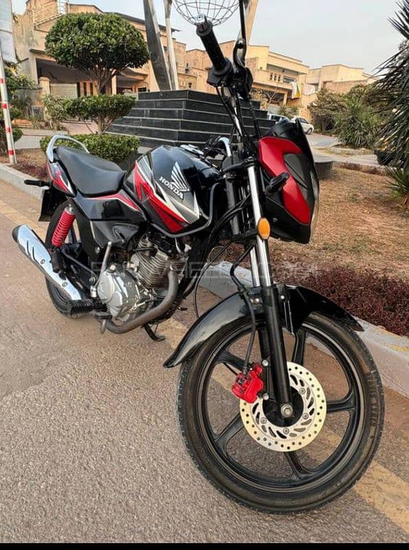 Honda CB 125F Model 2019 1