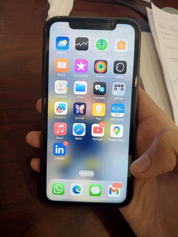 Iphone 11 64 GB Non-PTA JV 4