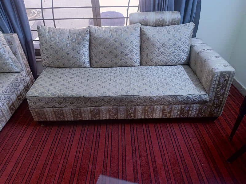 L shape 7 seater sofa for sale just few months used 1