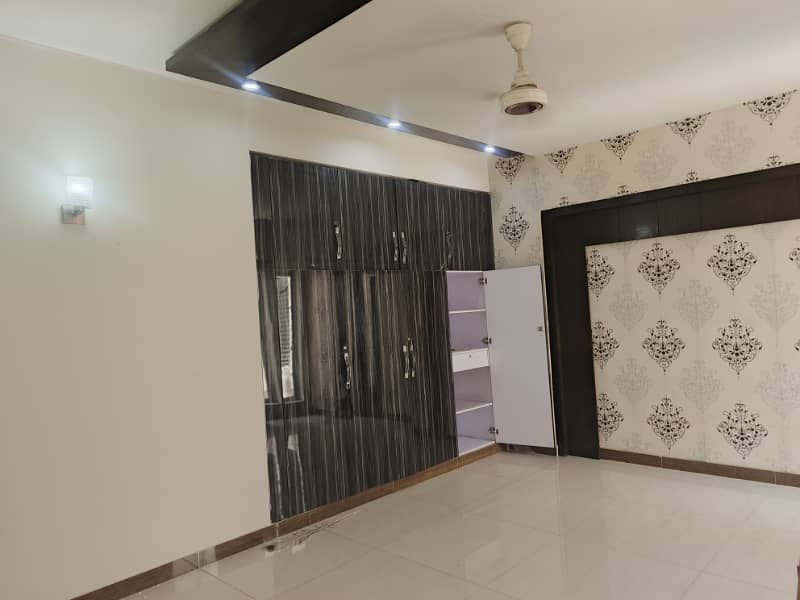 One Kanal Upper Portion Available For Rent In DHA Phase 2 3