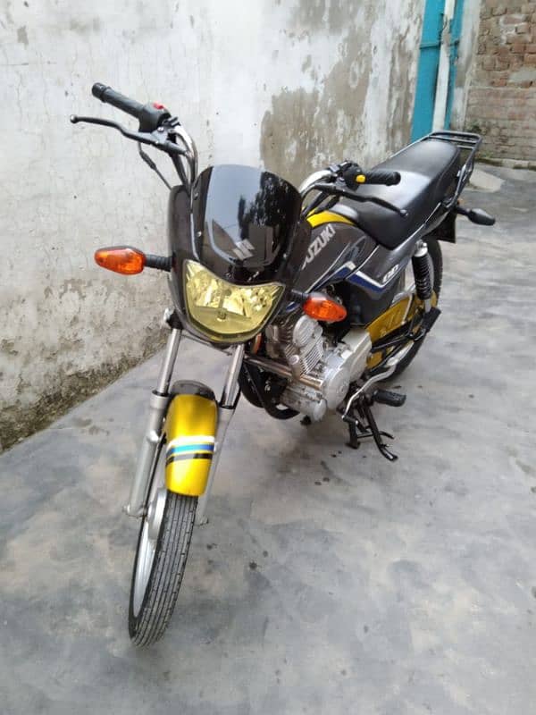 Suzuki GD110 3