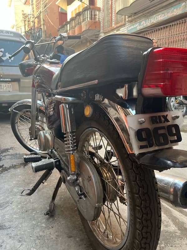 Honda 125 2000 down model for sale in good condition 2