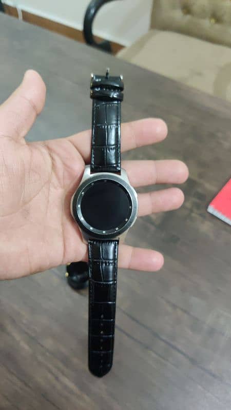 Samsung gear S4 classic 0