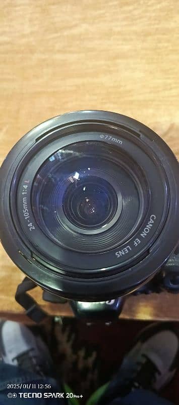 24.105 4L lens for sale 1