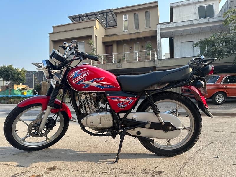 Suzuki GS 150 SE 0