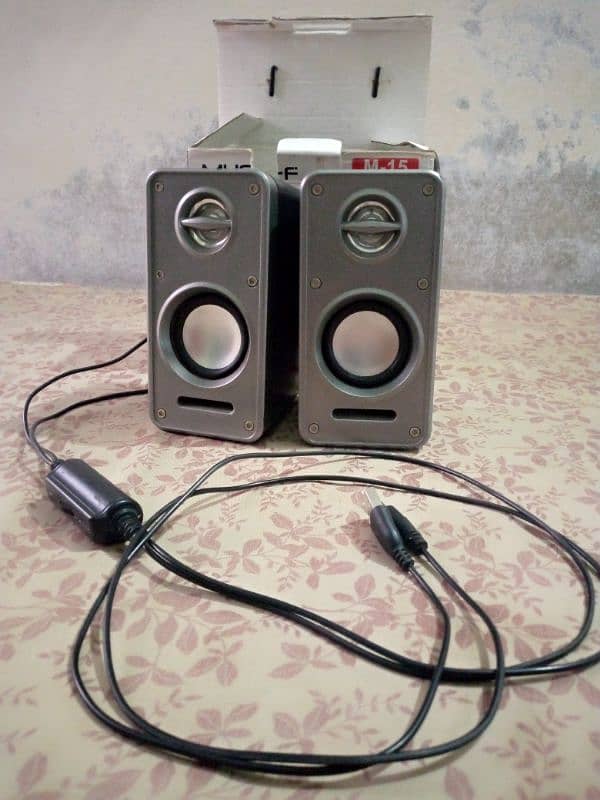 M_15 mini digital speaker 1