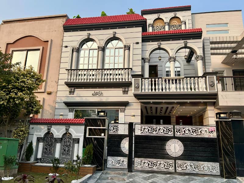 5 Marla Brand New Luxurious House In AA Block Available For Sale Bahria Town Lahore 4