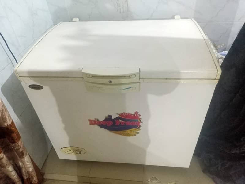 Waves Freezer in good condition 3