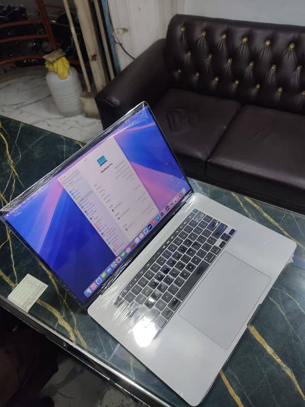 Mac book pro 2019 3