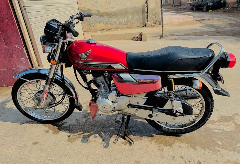 Honda 125 Self Start  (2023) Model 1