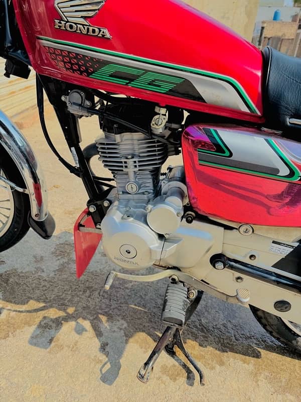 Honda 125 Self Start  (2023) Model 4