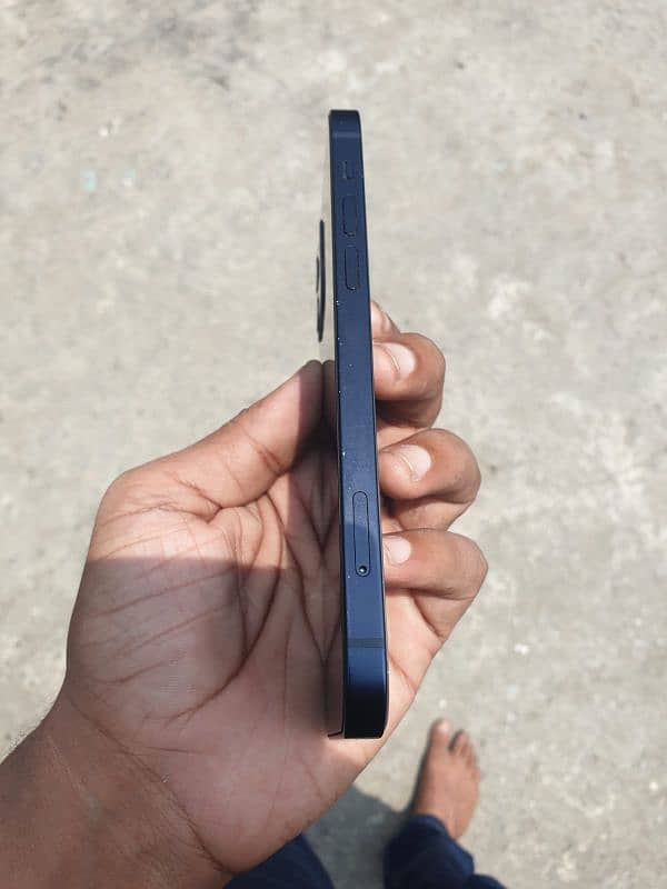 Iphone 12 128gb non pta factory unlock urgent sale need cash 4