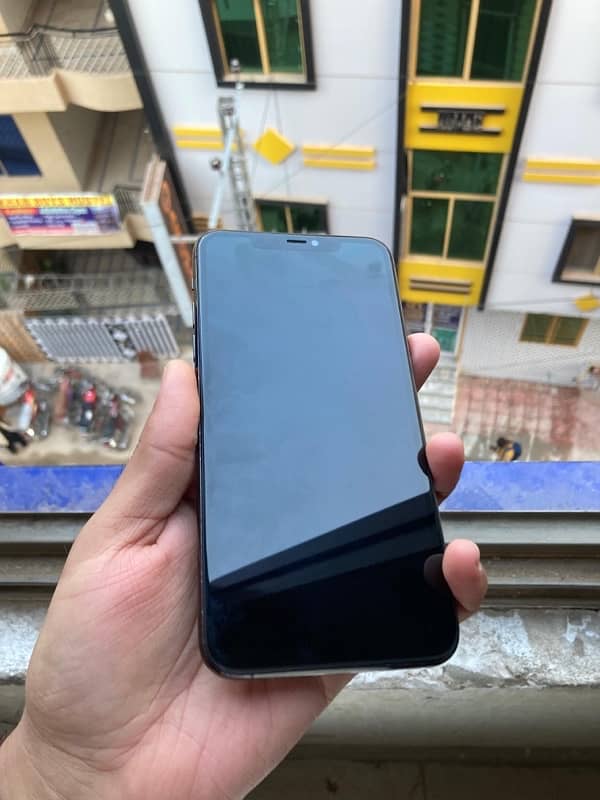 iPhone 11 Pro Max 64gb 1