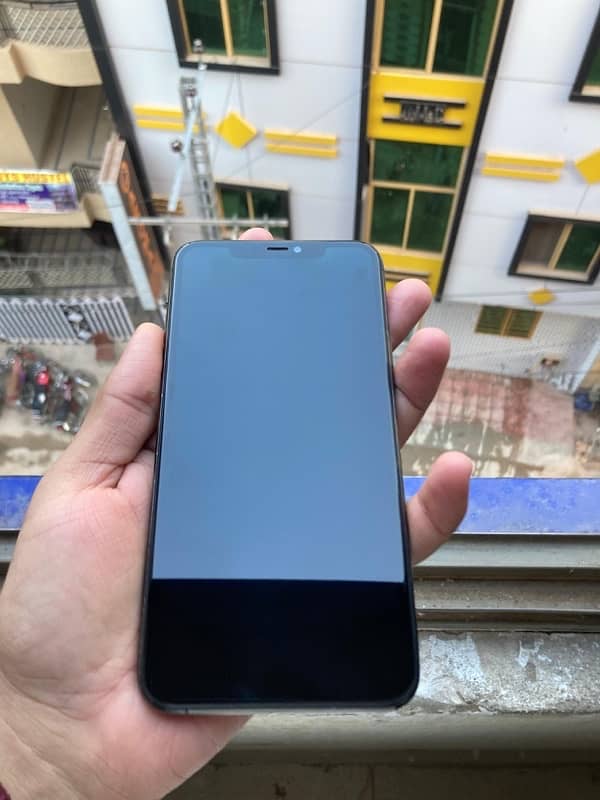 iPhone 11 Pro Max 64gb 6