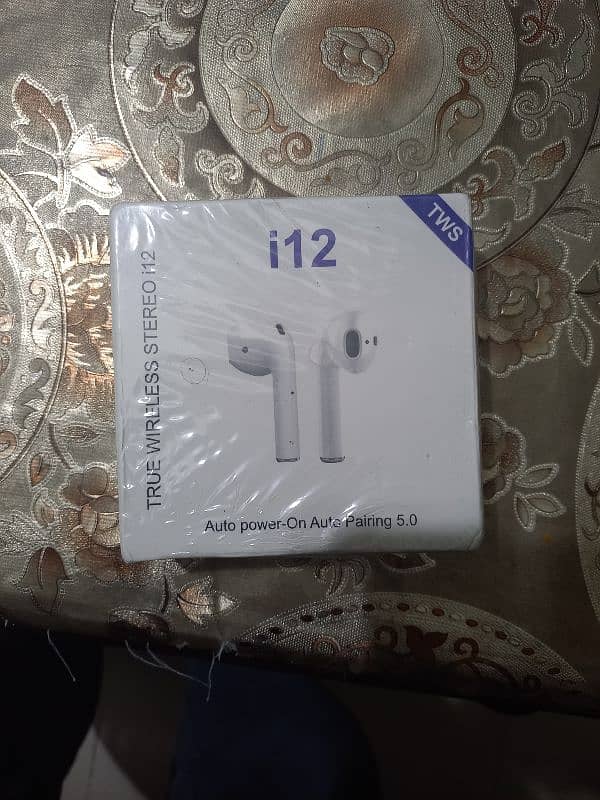 i12 TWS AIRPODS 0