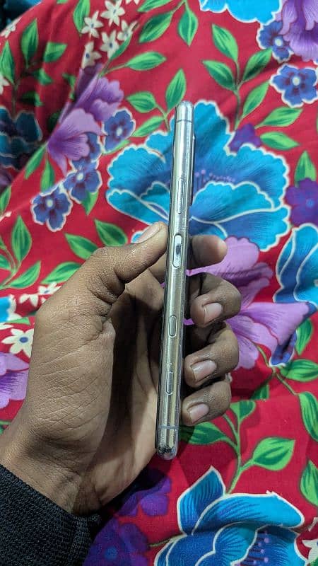 Sony Xperia 5 mark 2 Pink line on screen and back brake 0