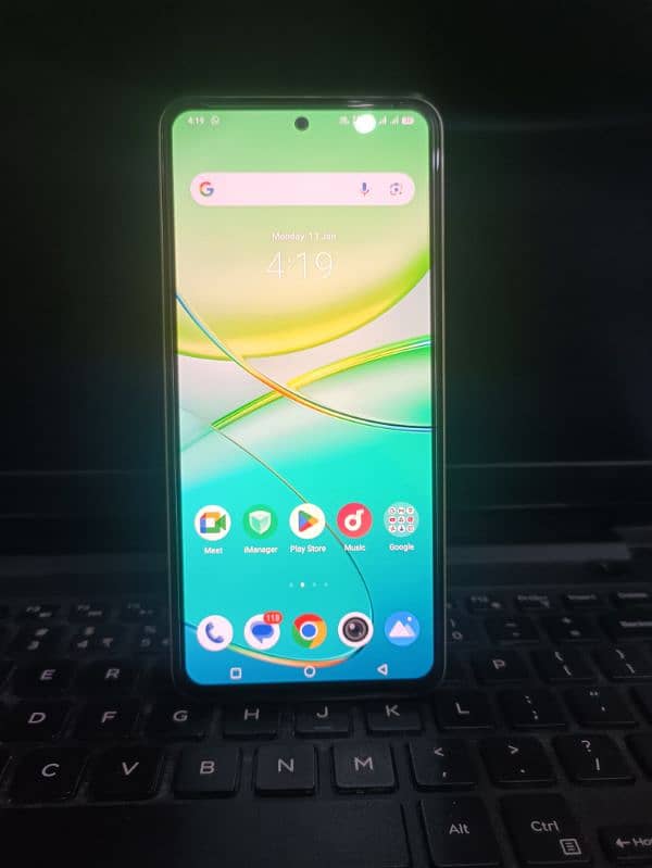 Vivo Y100 0