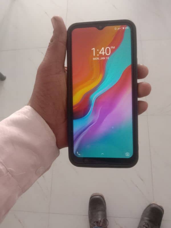 Infinix hot 8 lite 2/32 11