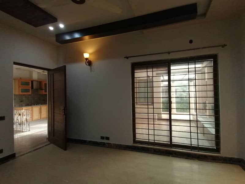 10 Marla non furnished house with actual pictures available for rent in DHA phase 05 block L 7