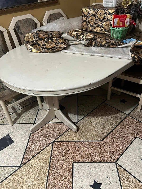 dining table available for sale 1