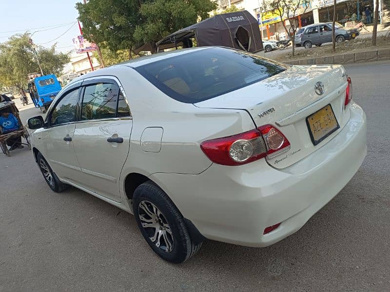 Toyota Corolla GLI 2013 2