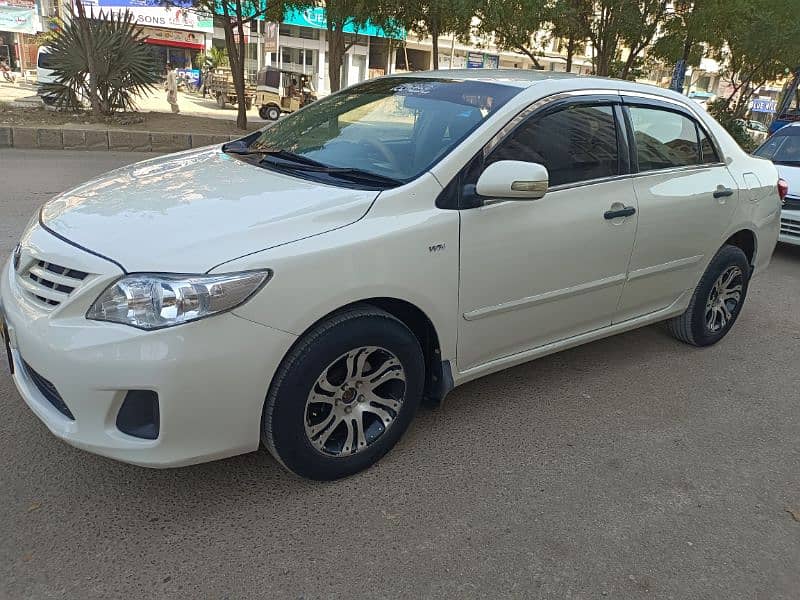 Toyota Corolla GLI 2013 3