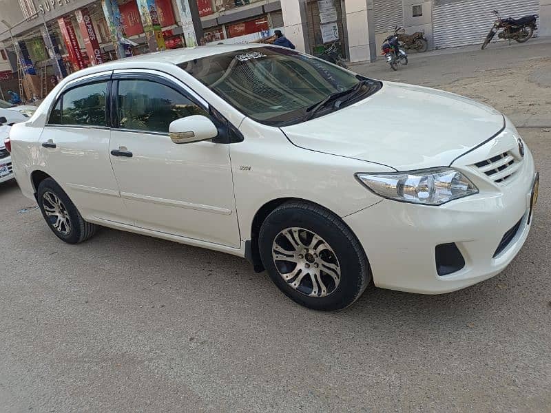 Toyota Corolla GLI 2013 4