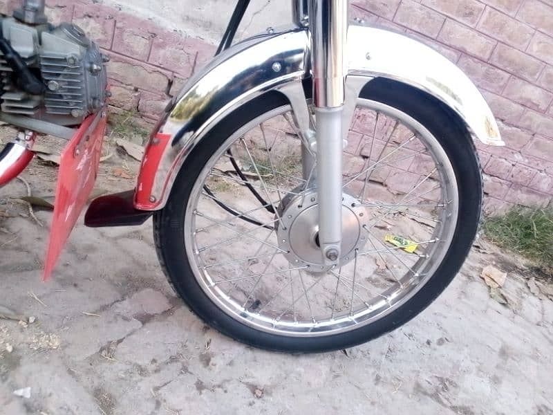 Honda CD 70 cc motorcycle 2024 model 5