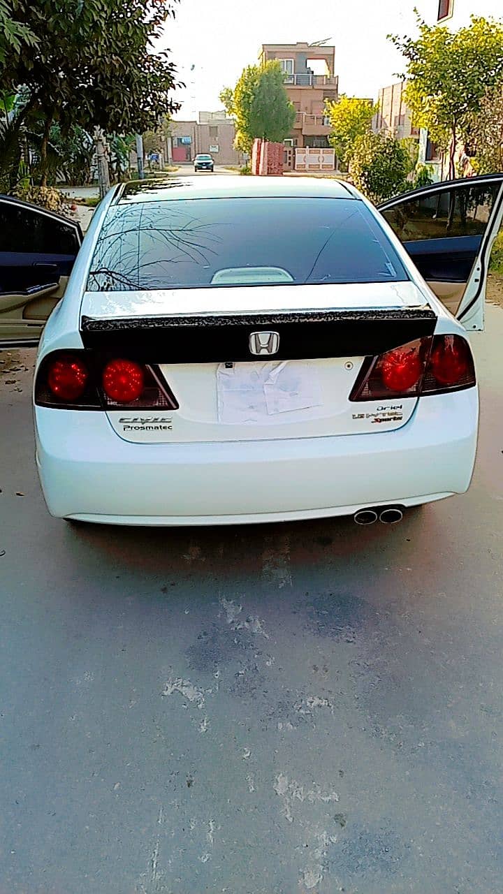 Honda Civic Prosmetic (2010) 3