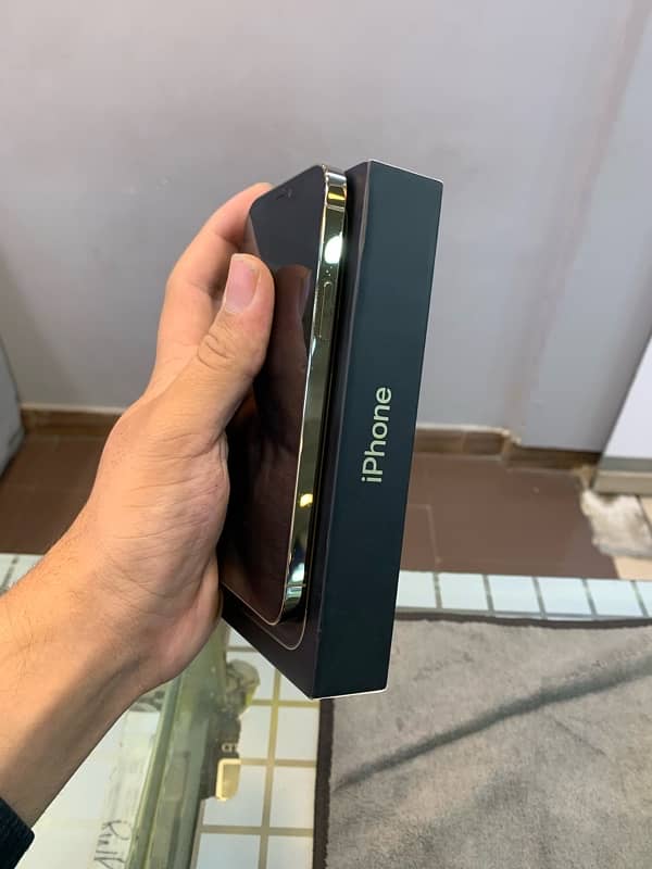 Iphone 12 pro 256GB PTA Approved 0