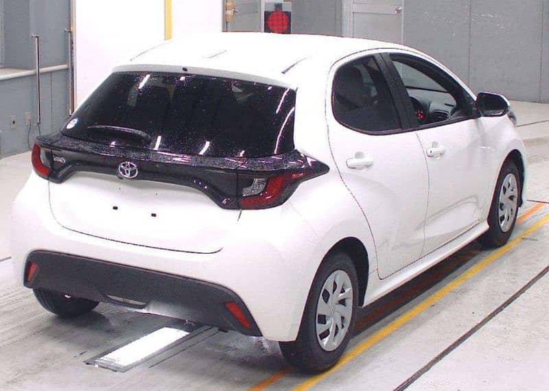 Toyota Yaris 2021 1