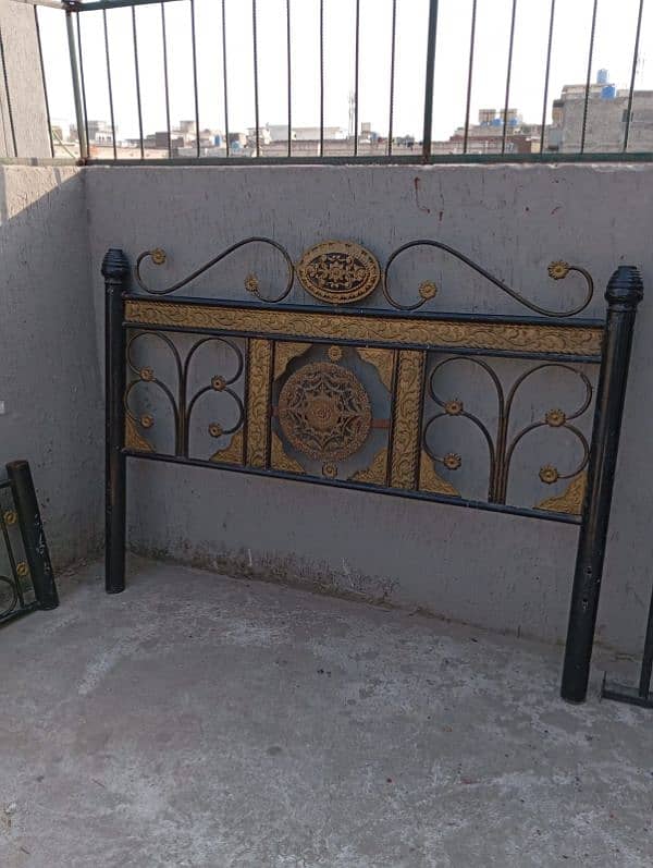 Rod iron bed for sale 0