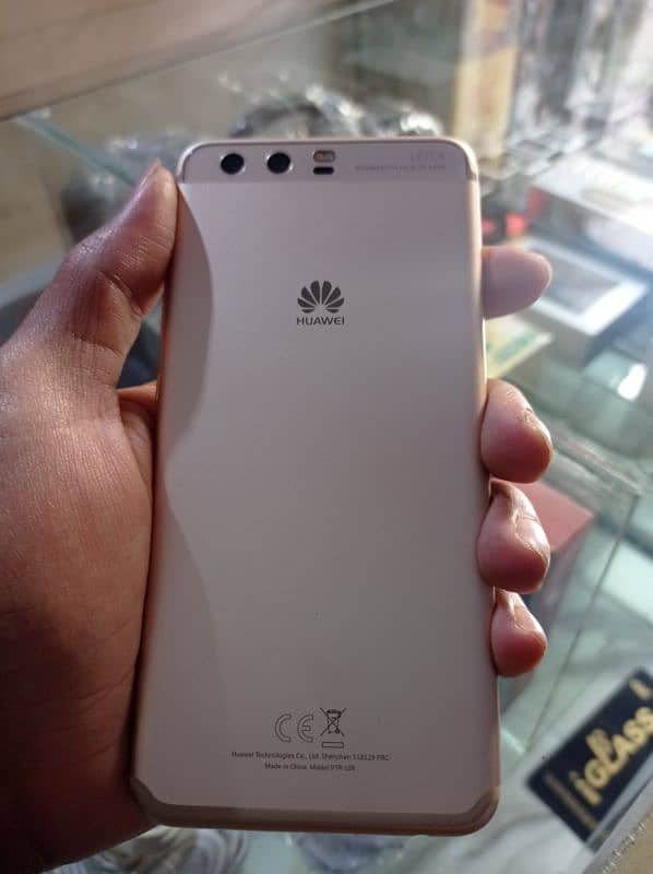 Huawei p 10 3